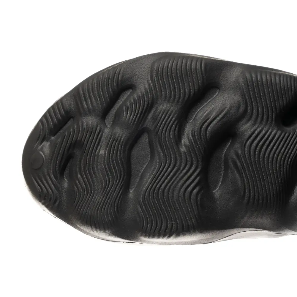 Yeezy Foam Runner Onyx 4 Yeezy Foam Runner Onyx - Image 4