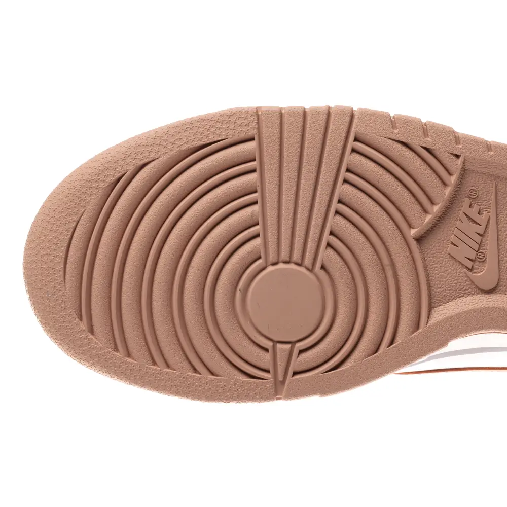 Dunk Low ‘Rose Whisper’ 4 Dunk Low ‘Rose Whisper’ - Image 4