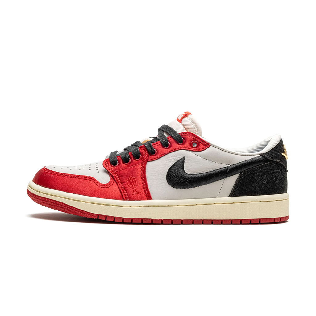 Air Jordan 1 Low OG Trophy Room 1 Air Jordan 1 Low OG Trophy Room