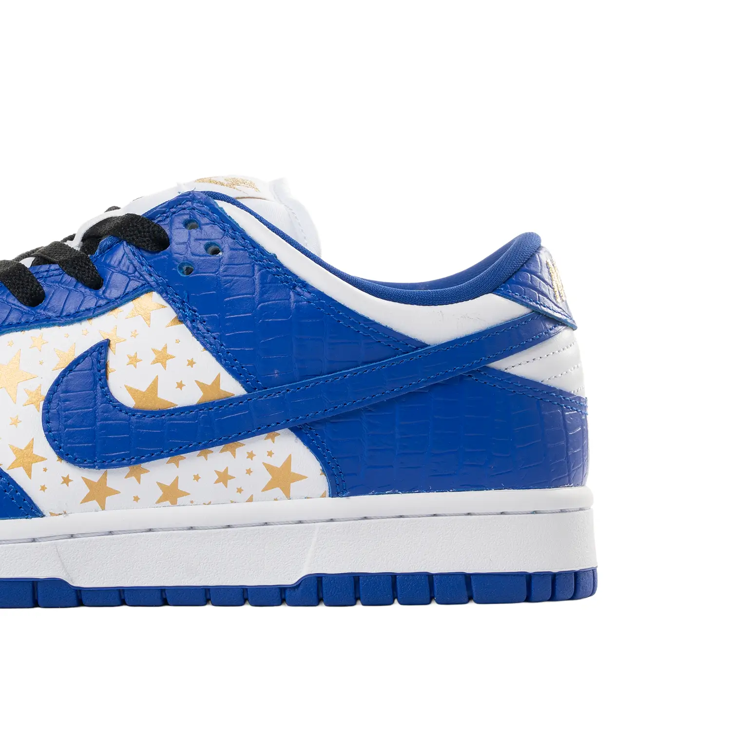 Dunk Low SB x Supreme ‘Hyper Royal’ 2 Dunk Low SB x Supreme ‘Hyper Royal’ - Image 2
