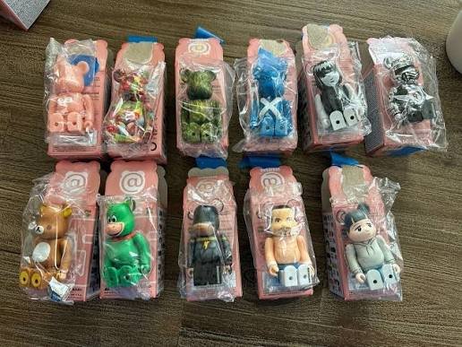 Bearbrick Series 46 100% (Single Piece) 1 Bearbrick Series 46 100% (Single Piece)