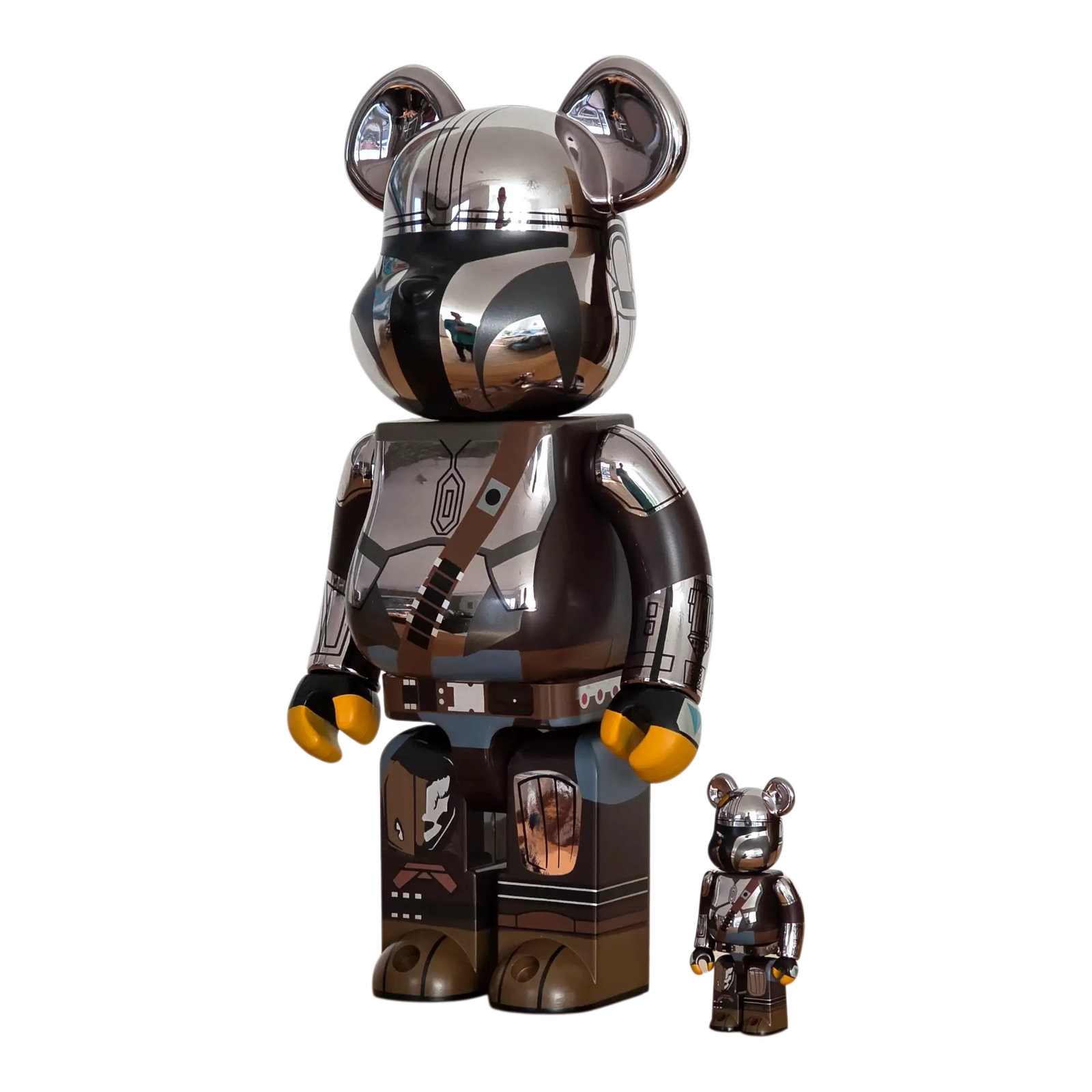 BE@RBRICK The Mandalorian Chrome Version (100%+400%) 1 BE@RBRICK The Mandalorian Chrome Version (100%+400%)